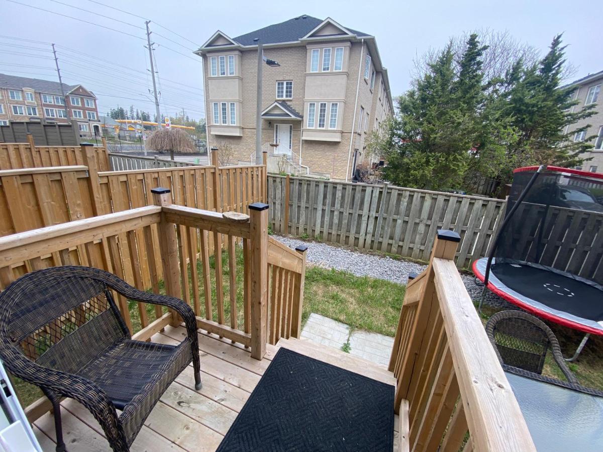 2 Bedroom With 2 Ensuites Unit In Richmond Hill Ngoại thất bức ảnh