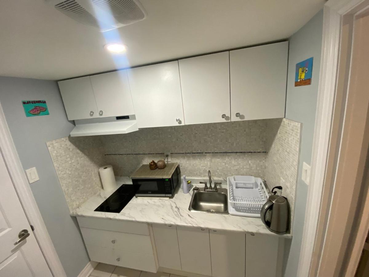 2 Bedroom With 2 Ensuites Unit In Richmond Hill Ngoại thất bức ảnh