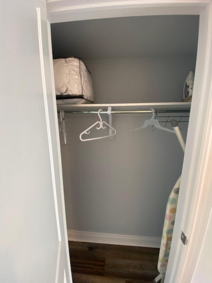 2 Bedroom With 2 Ensuites Unit In Richmond Hill Ngoại thất bức ảnh