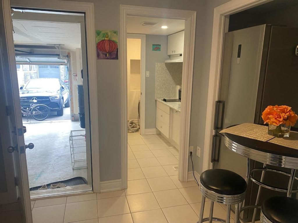 2 Bedroom With 2 Ensuites Unit In Richmond Hill Ngoại thất bức ảnh